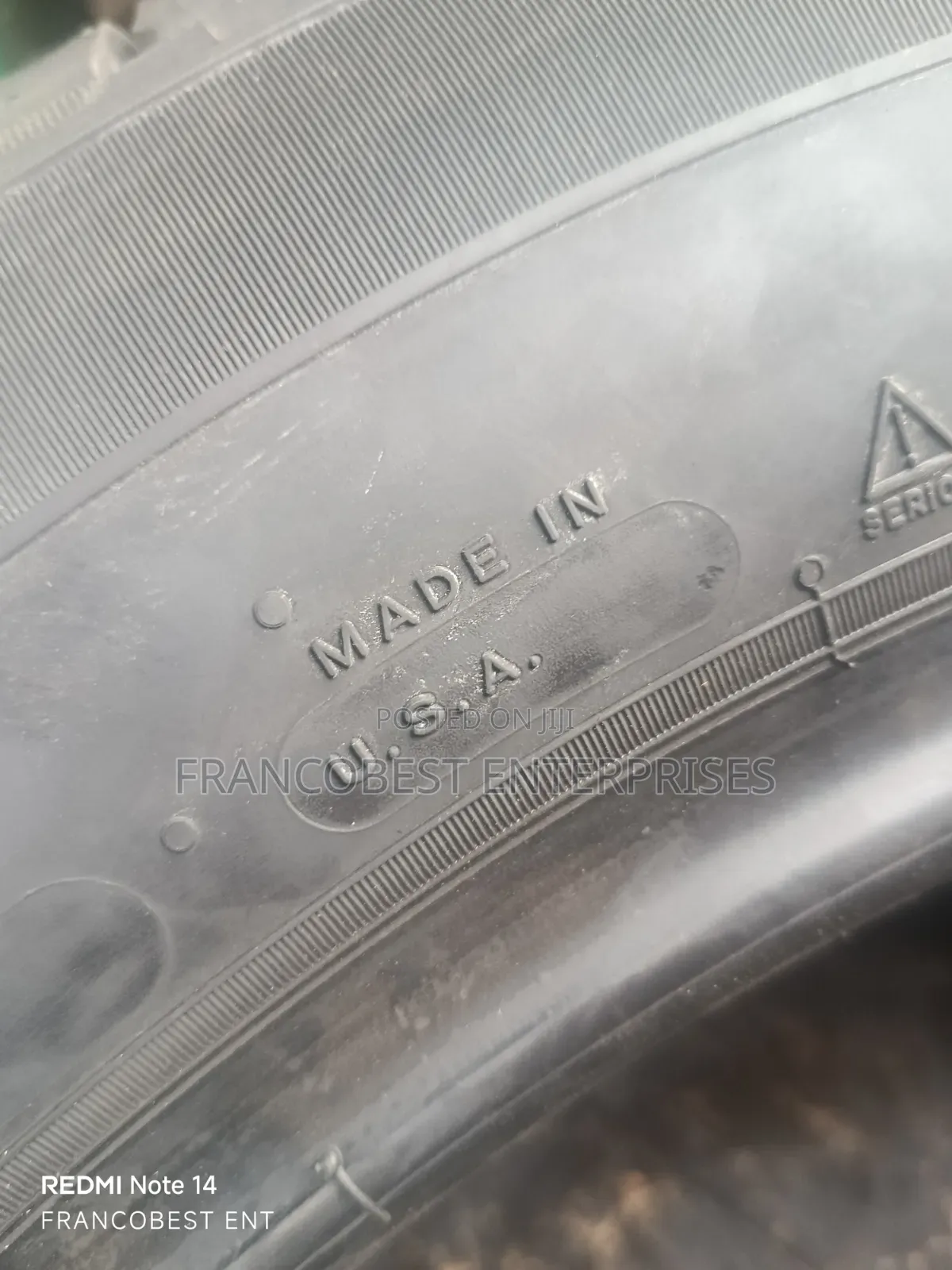 285/50r20 Michelin Premium Tire