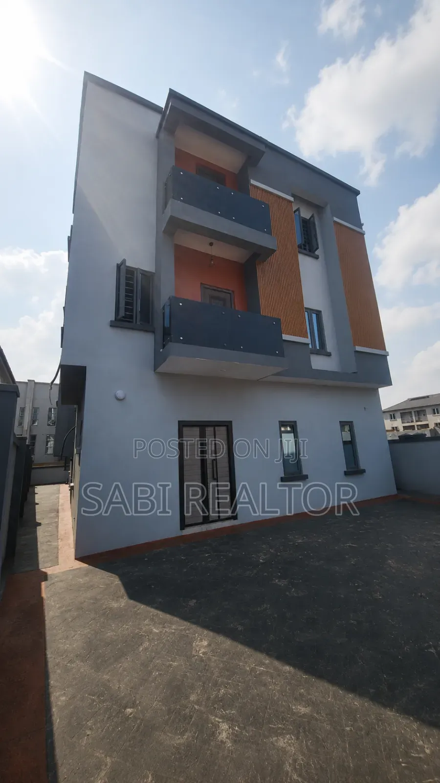 Furnished 5bdrm Duplex in Magodo Phase 1 for sale