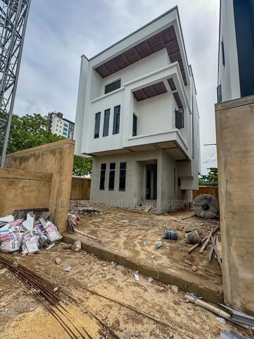 6bdrm Duplex in Victoria Island Extension for sale