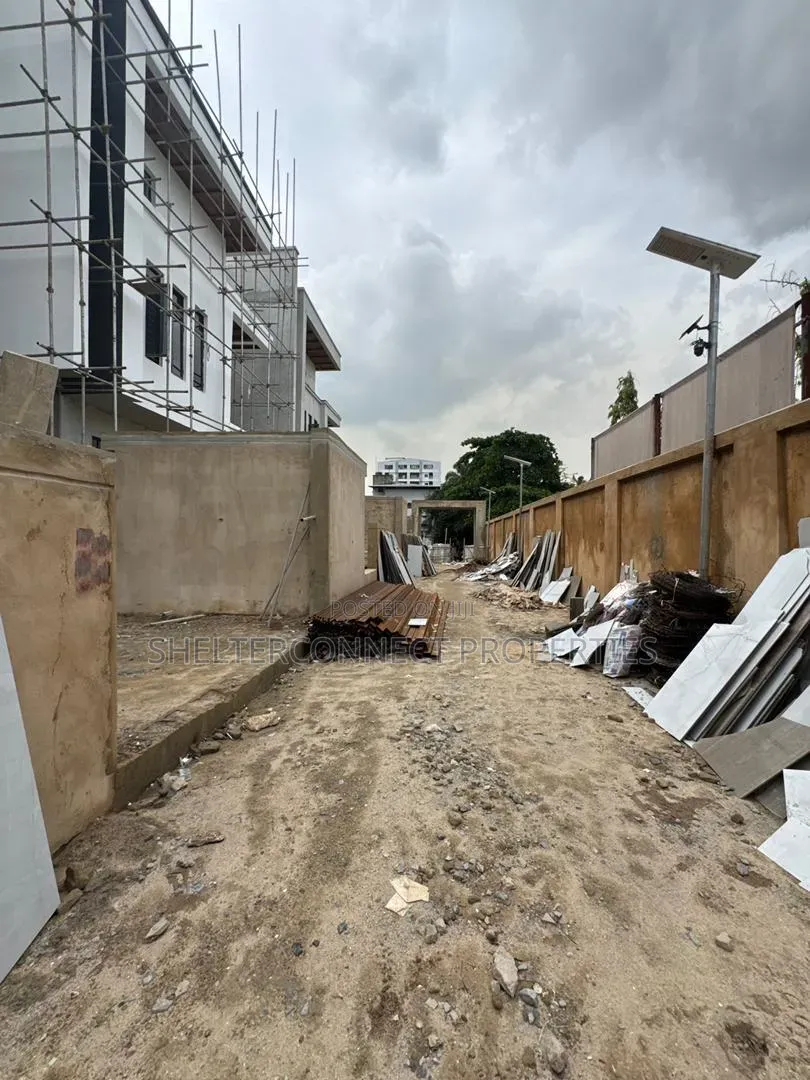 6bdrm Duplex in Victoria Island Extension for sale
