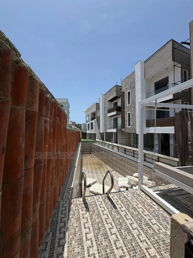 5bdrm Duplex in Ikoyi S.W for sale
