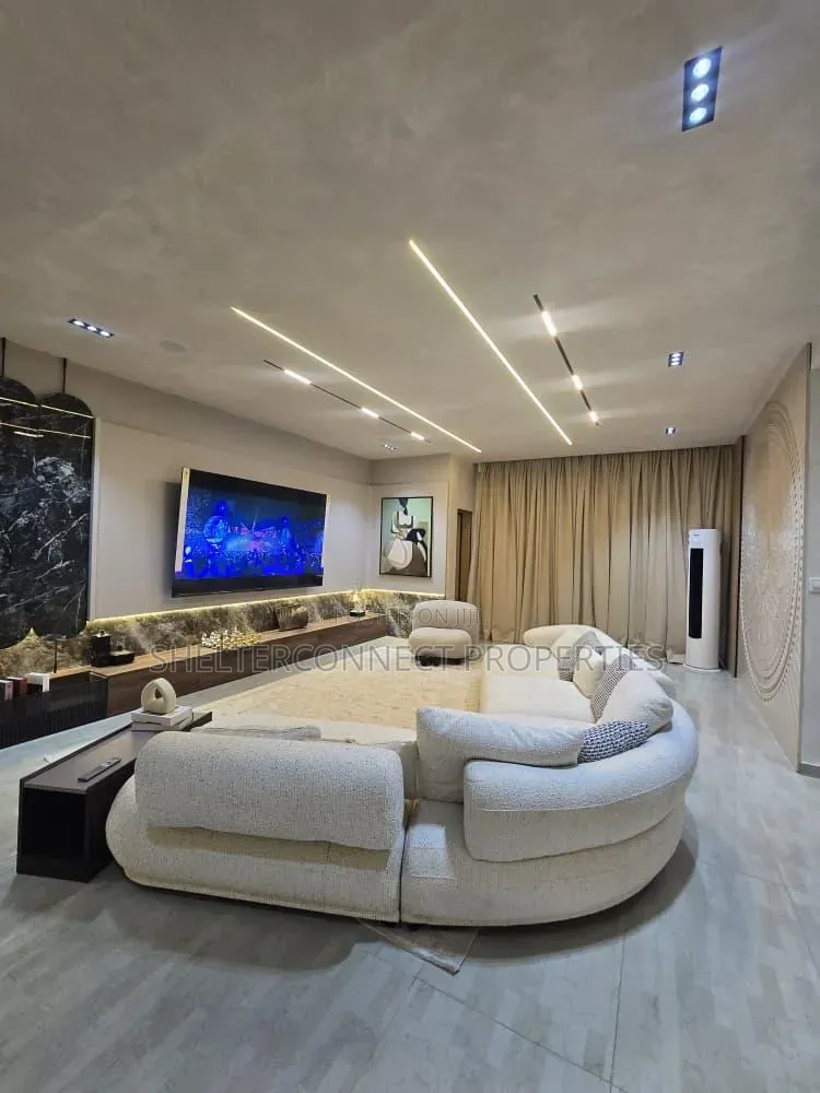 2bdrm Apartment in Lekki Phase 1 for sale