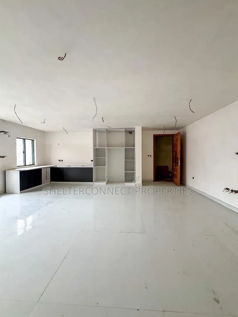 2bdrm Apartment in Victoria Island Extension for sale