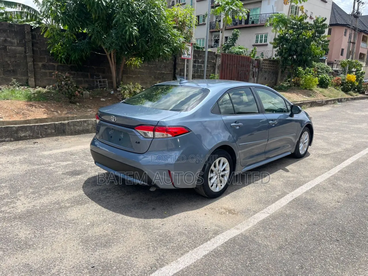 Toyota Corolla LE 2020 Blue
