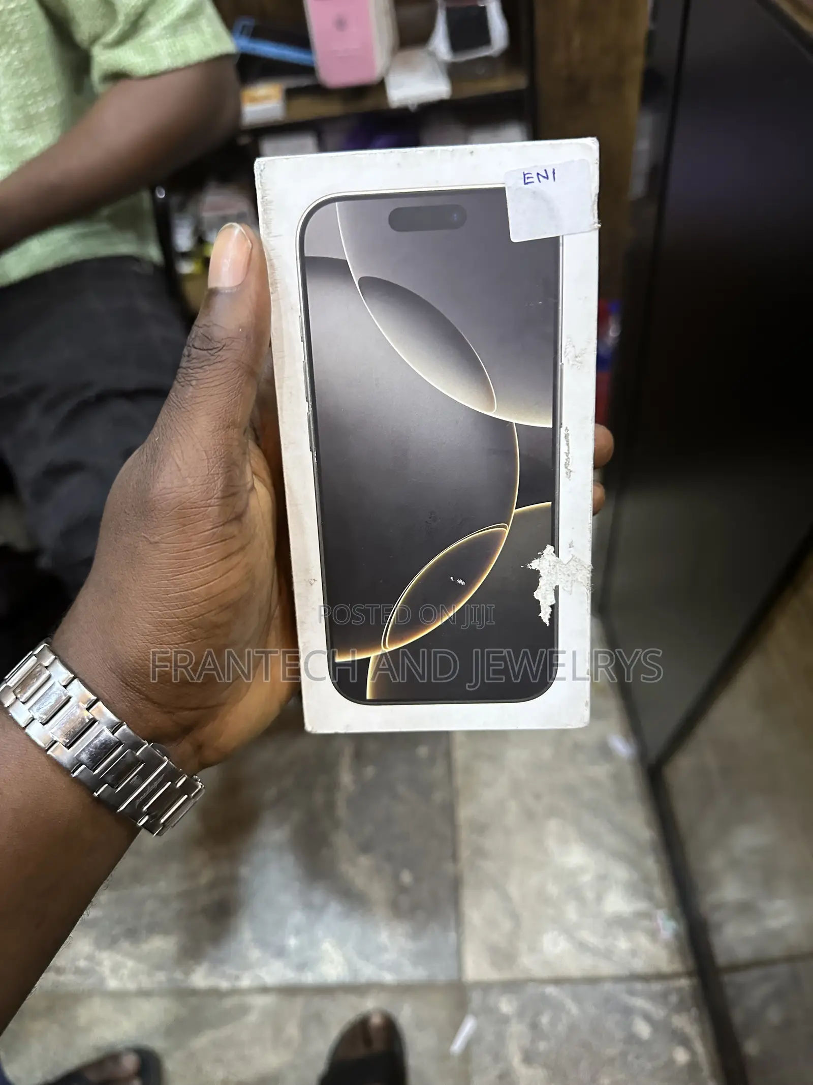 New Apple iPhone 16 Pro 256 GB Black