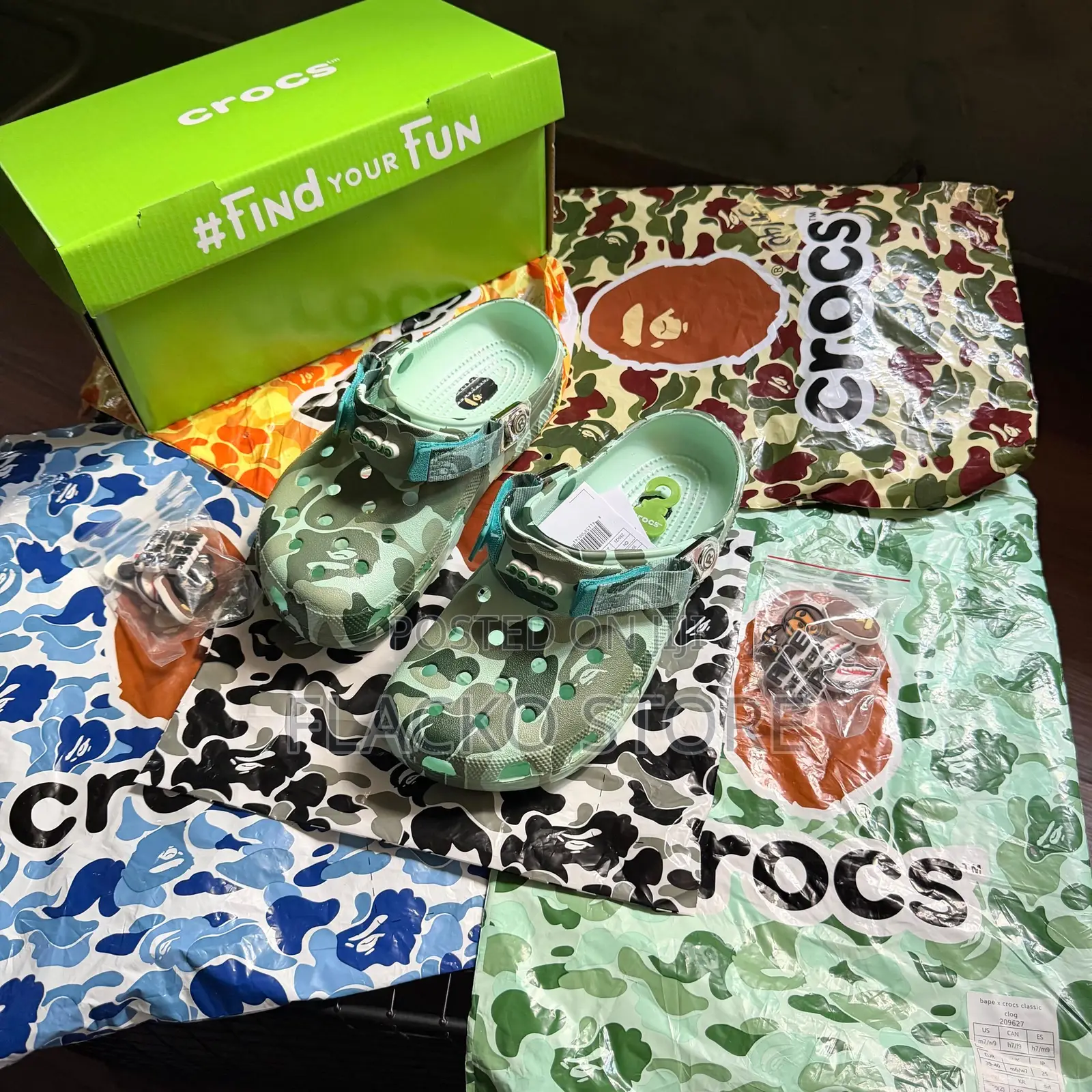 Original a Bathing Ape X Crocs Clogs