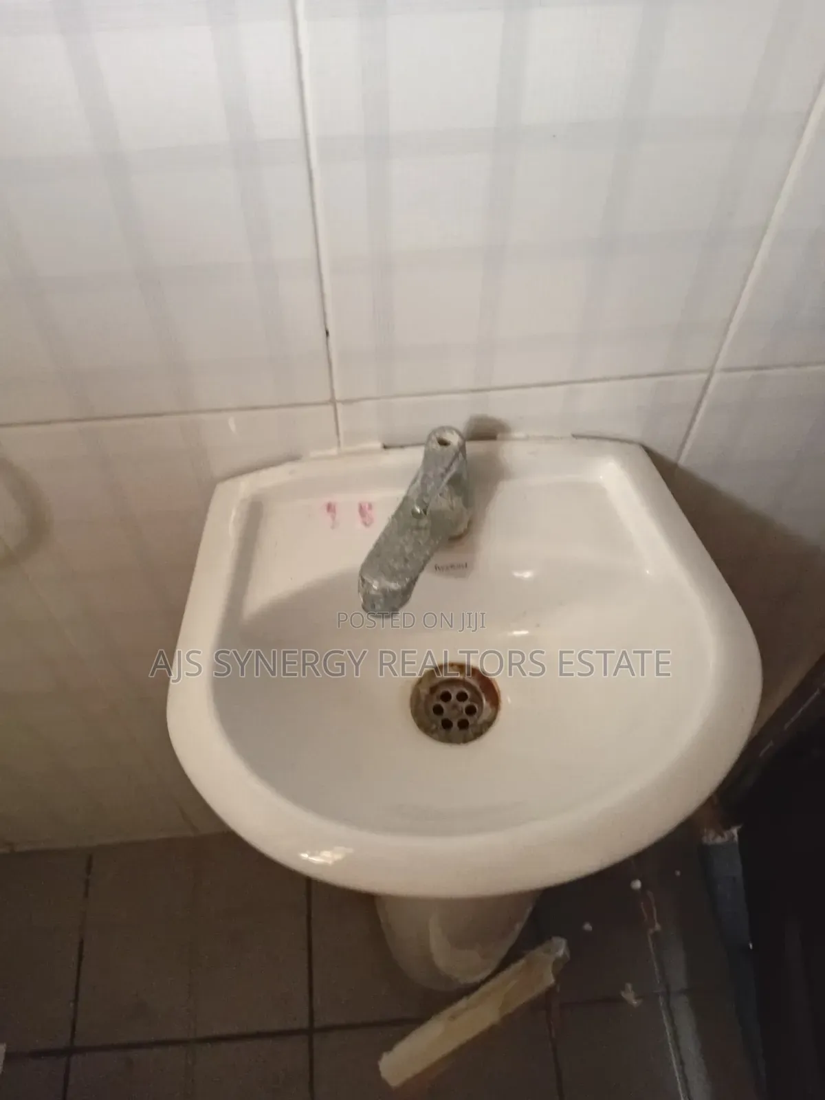 1bdrm Duplex in Ikate for rent