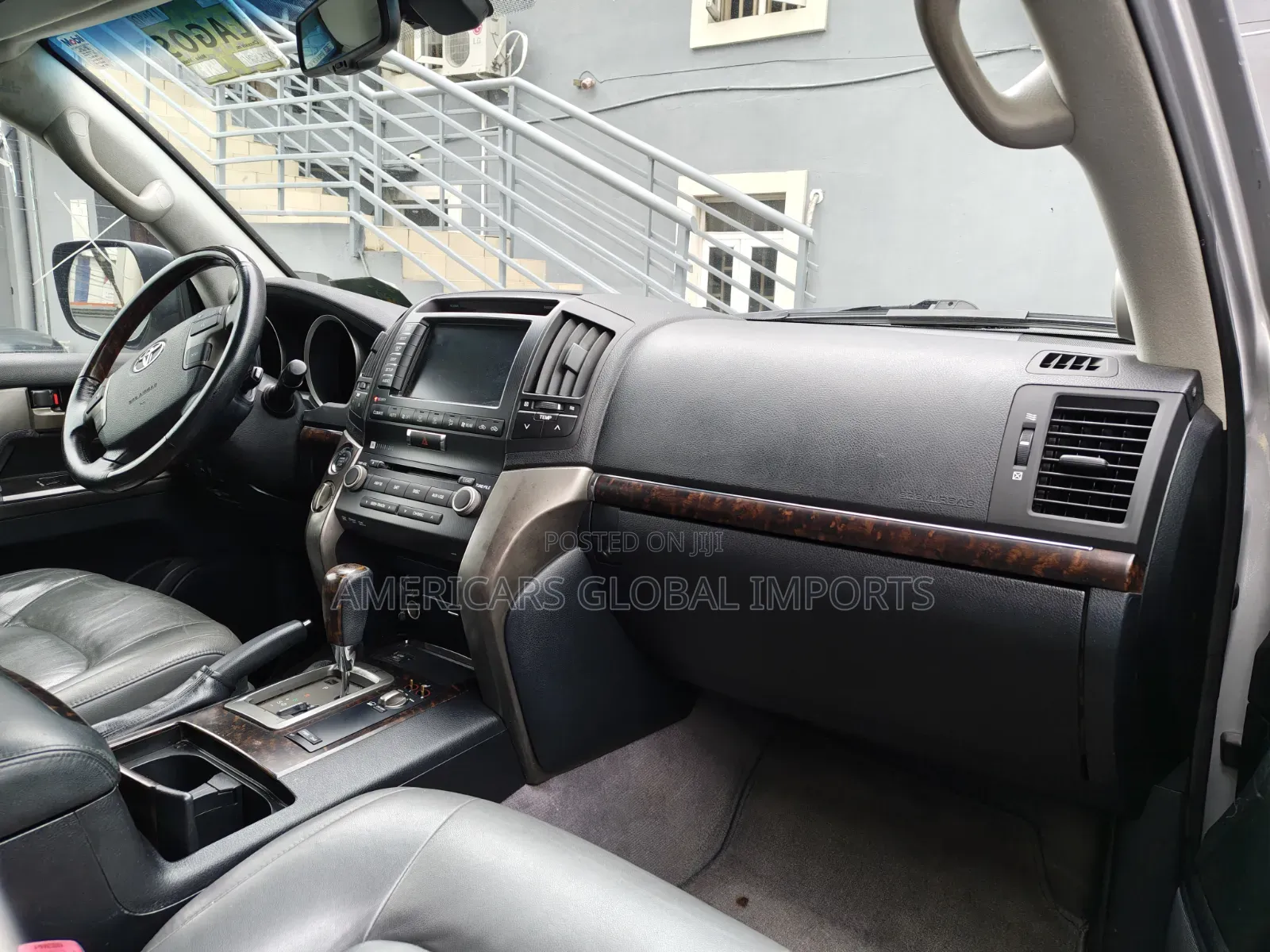 Toyota Land Cruiser 5.7 V8 2010 Gray