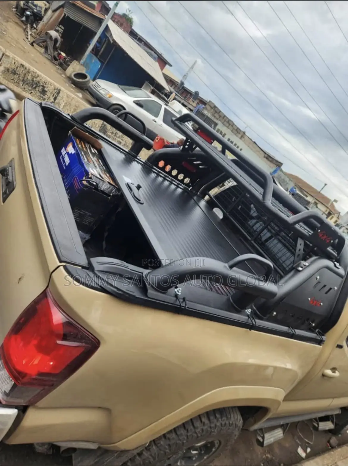 Toyota Tacoma Manual Rolling Booth Cover and Iron Bar Available