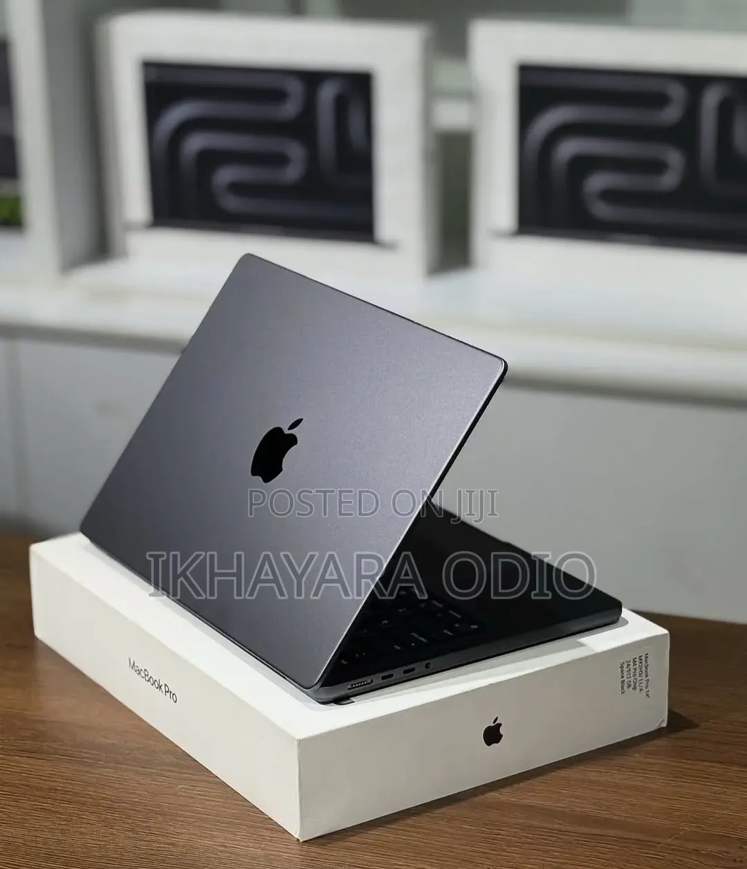 Laptop Apple MacBook Pro 2024 M4 Max 16-inch 36GB Apple M4 Pro SSD 1T