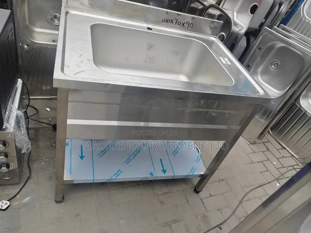 Commercial-Grade Free-Standing Stainless Steel Utility Sink 100cmx70cm