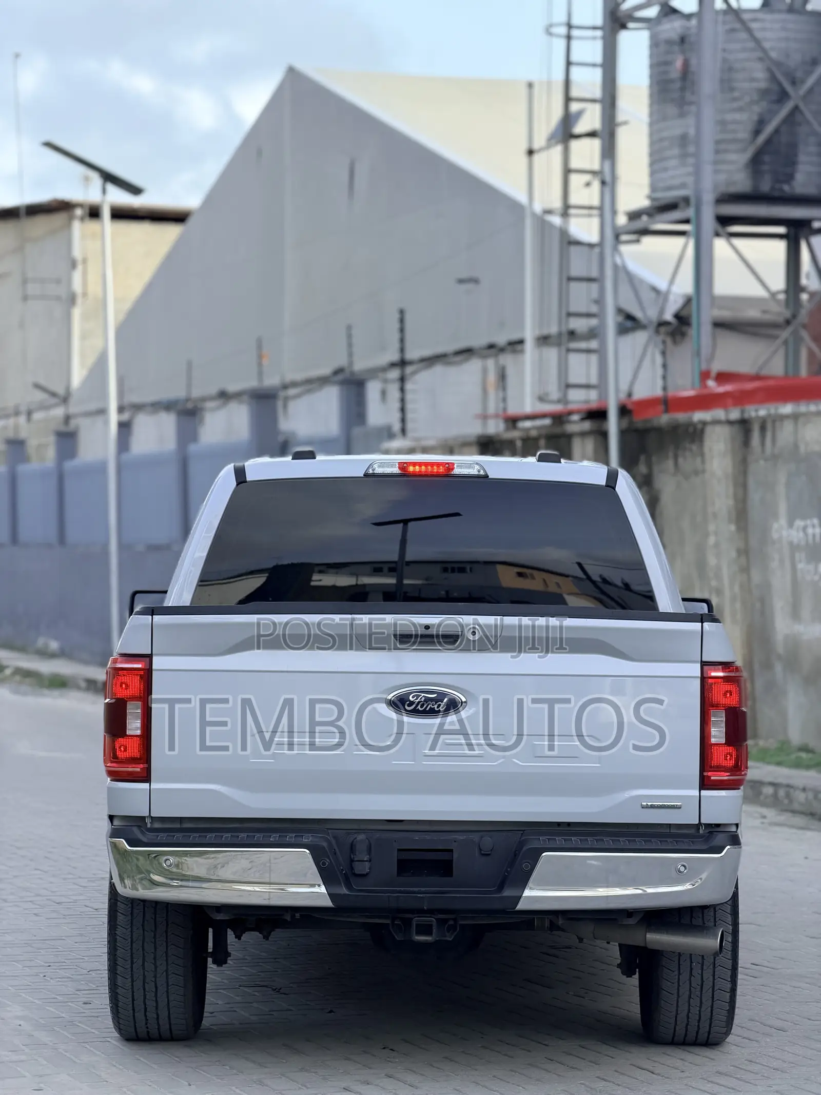 Ford F-150 XLT 2022 Gray