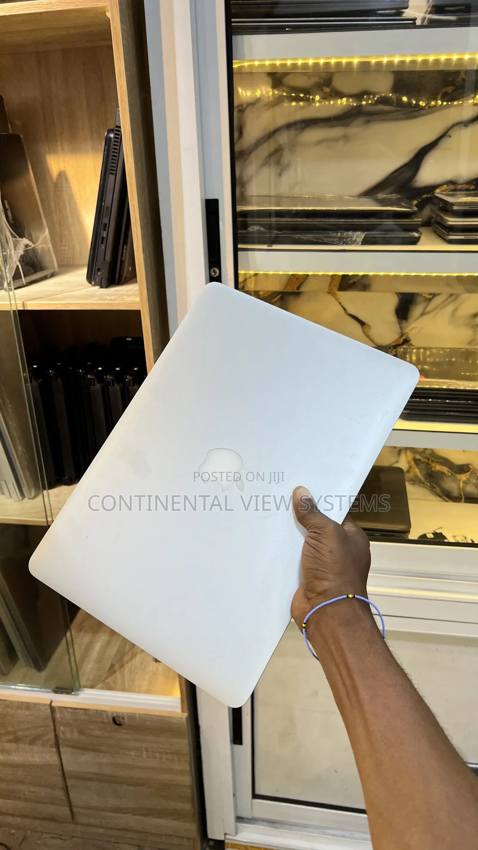 Laptop Apple MacBook Air 2017 8GB Intel Core i5 SSD 128GB