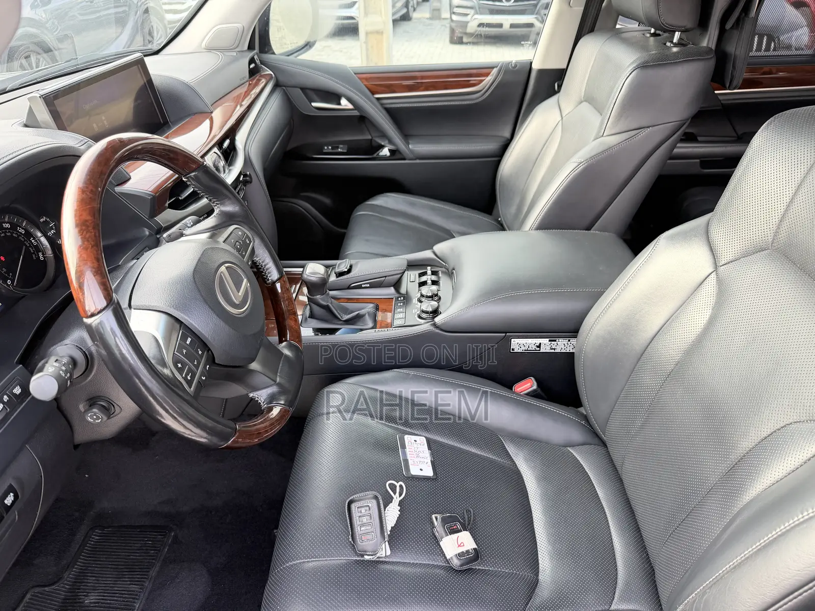 Lexus LX 570 AWD 2017 Gray