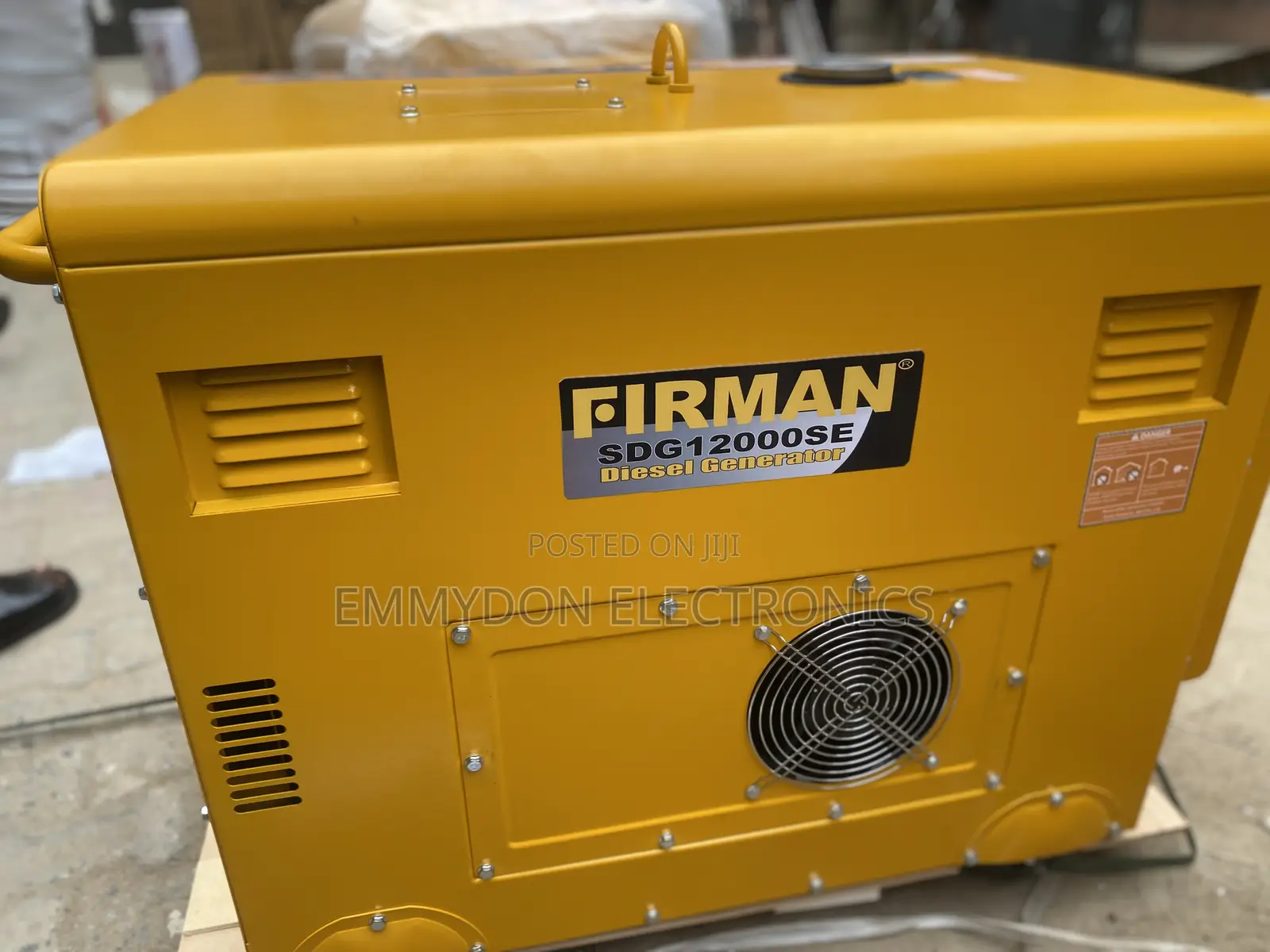 Firman Sdg12000se Soundproof Generator With Electric Start