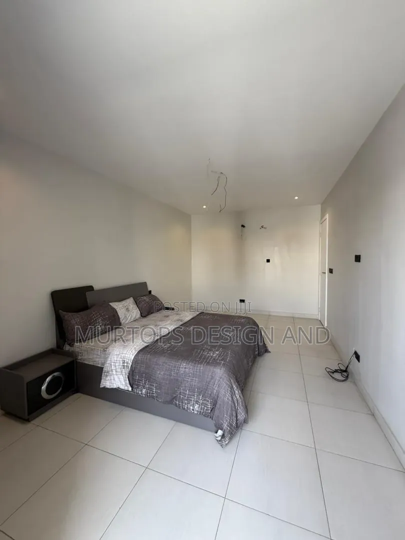 4bdrm Townhouse/Terrace in Lekki Phase 1 for sale