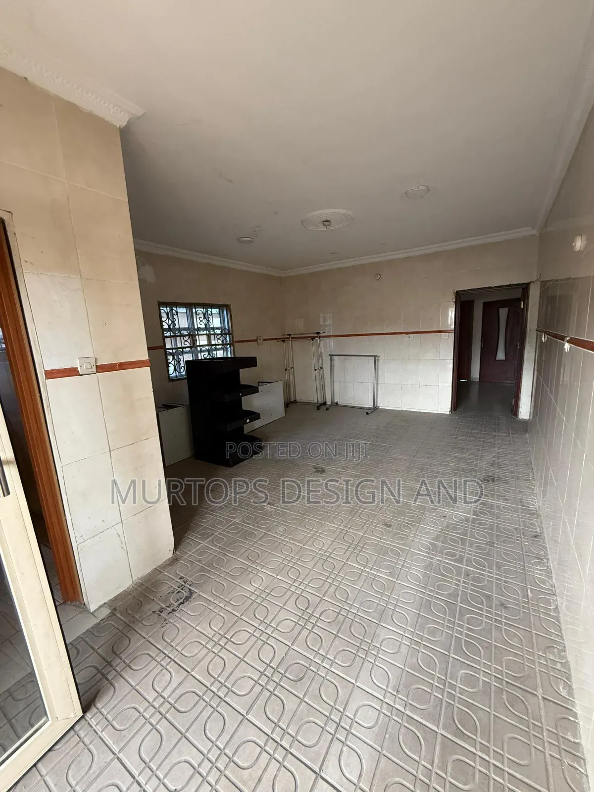 Commercial Property Up for Rent With Elevator, At Phase 1
