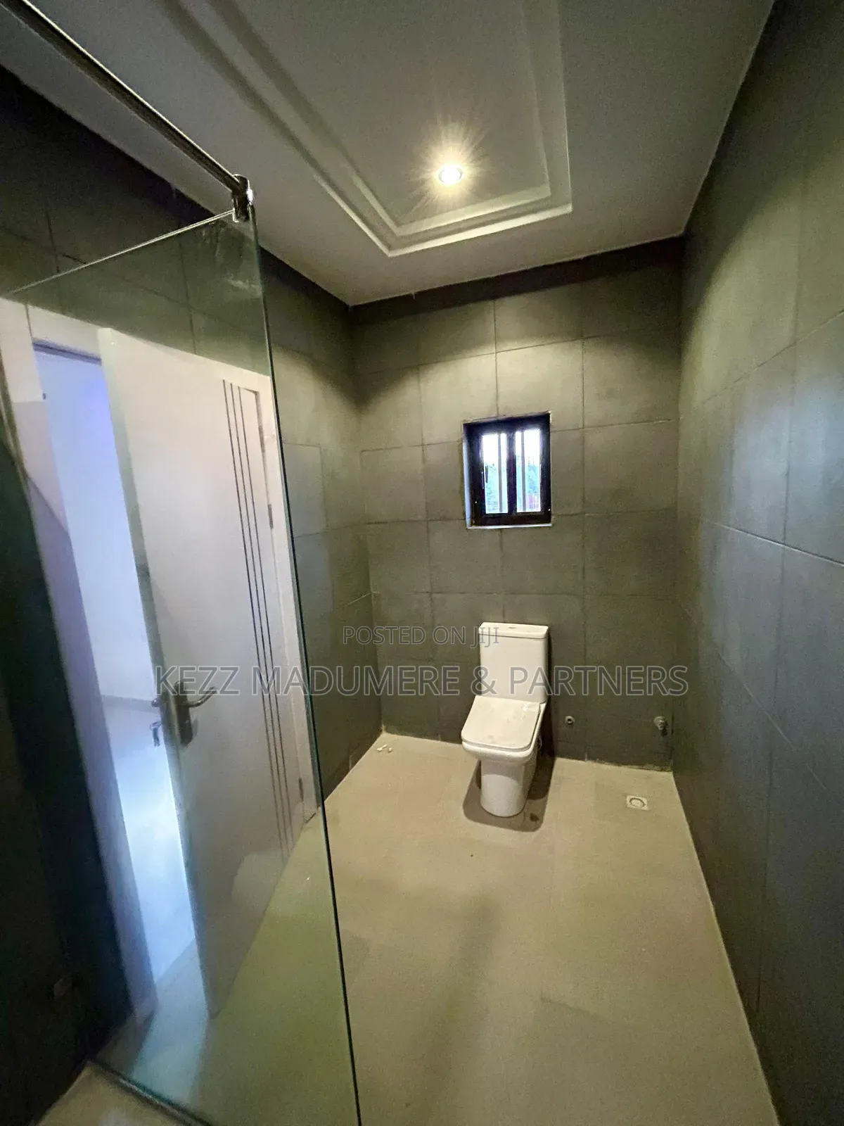 4bdrm Duplex in Farm Road ,, Rumuduru for sale