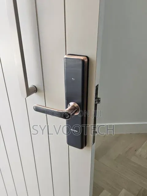 Sylvootech Installation of Smart Door Lock