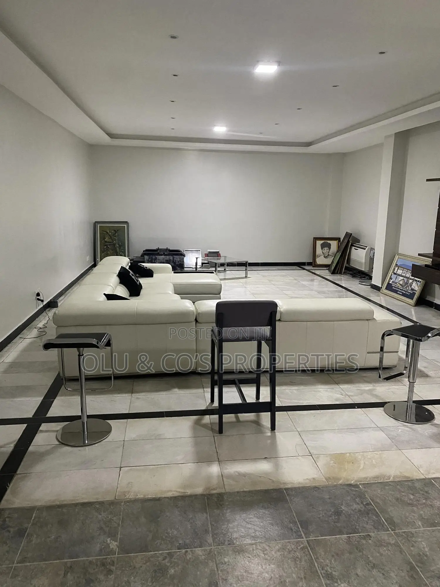 Furnished Office Space
