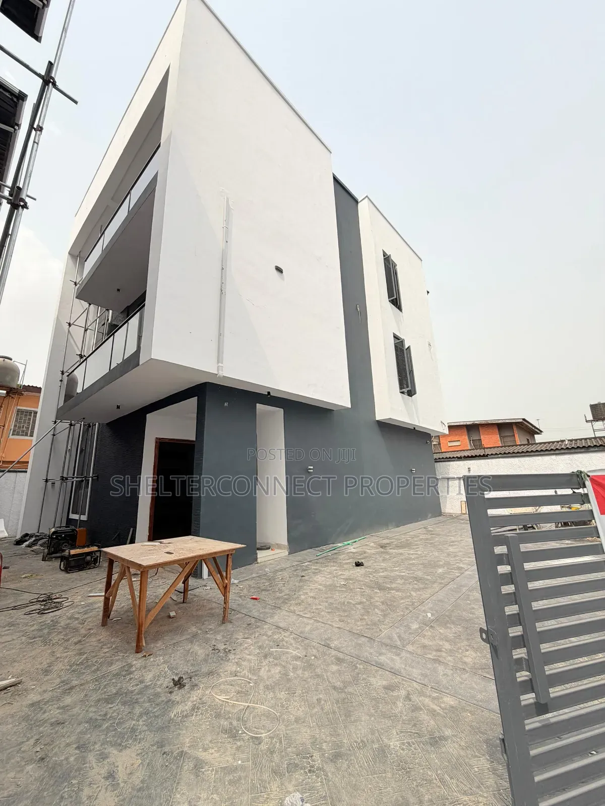 5bdrm Duplex in Adeniyi Jones for sale