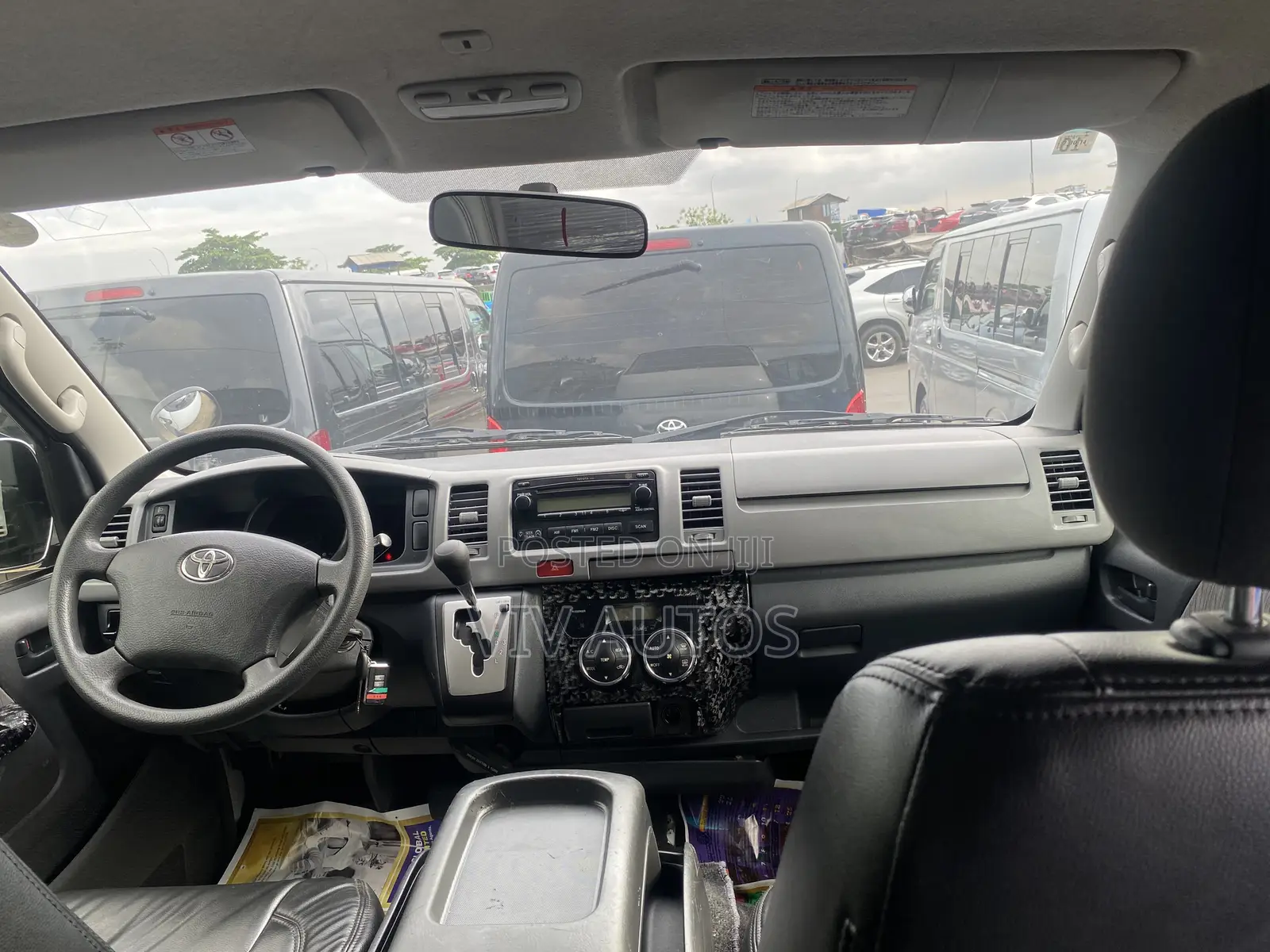 Toyota HiAce 2012 White