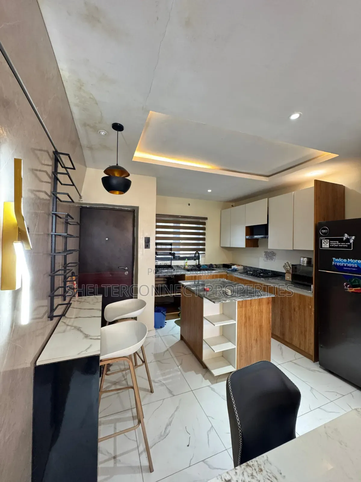 3bdrm Apartment in Aguda / Surulere for sale