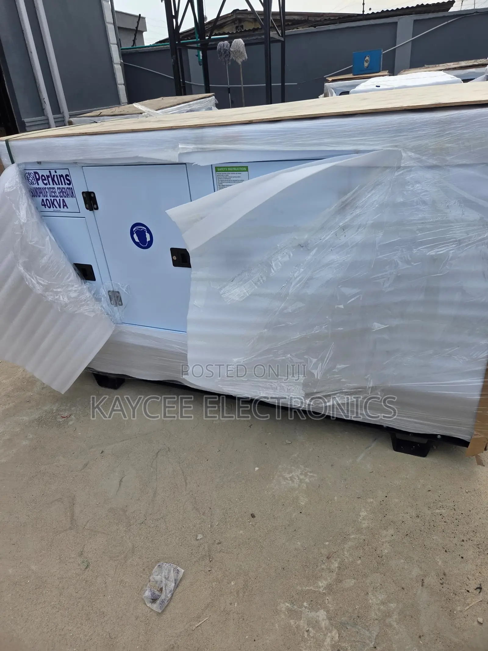 Heavy Duty Perkins 40kva Diesel Generator With Copper Alternator