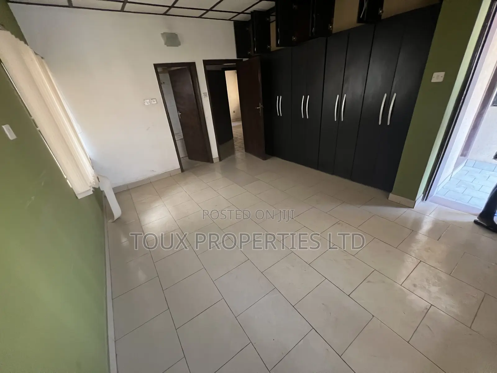 Commercial Property for Rent in Garki