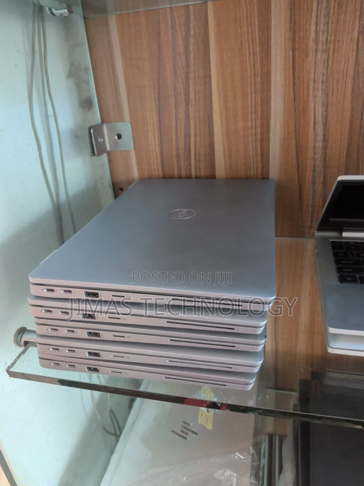 Laptop Dell Latitude 5320 32GB Intel Core i7 SSD 256GB