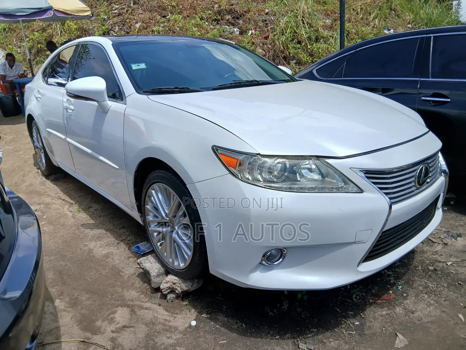 Lexus ES 350 FWD 2013 White