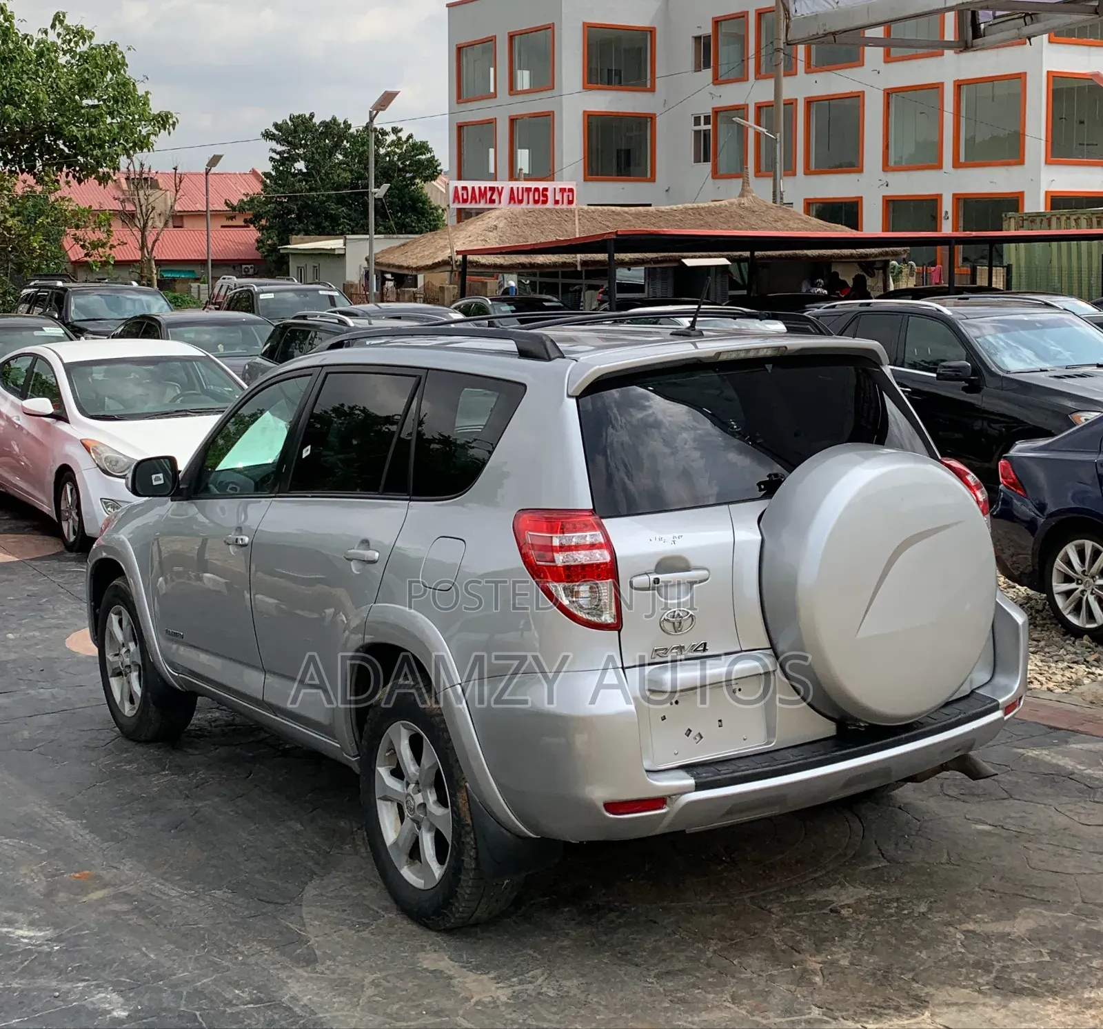 Toyota RAV4 2011 Silver