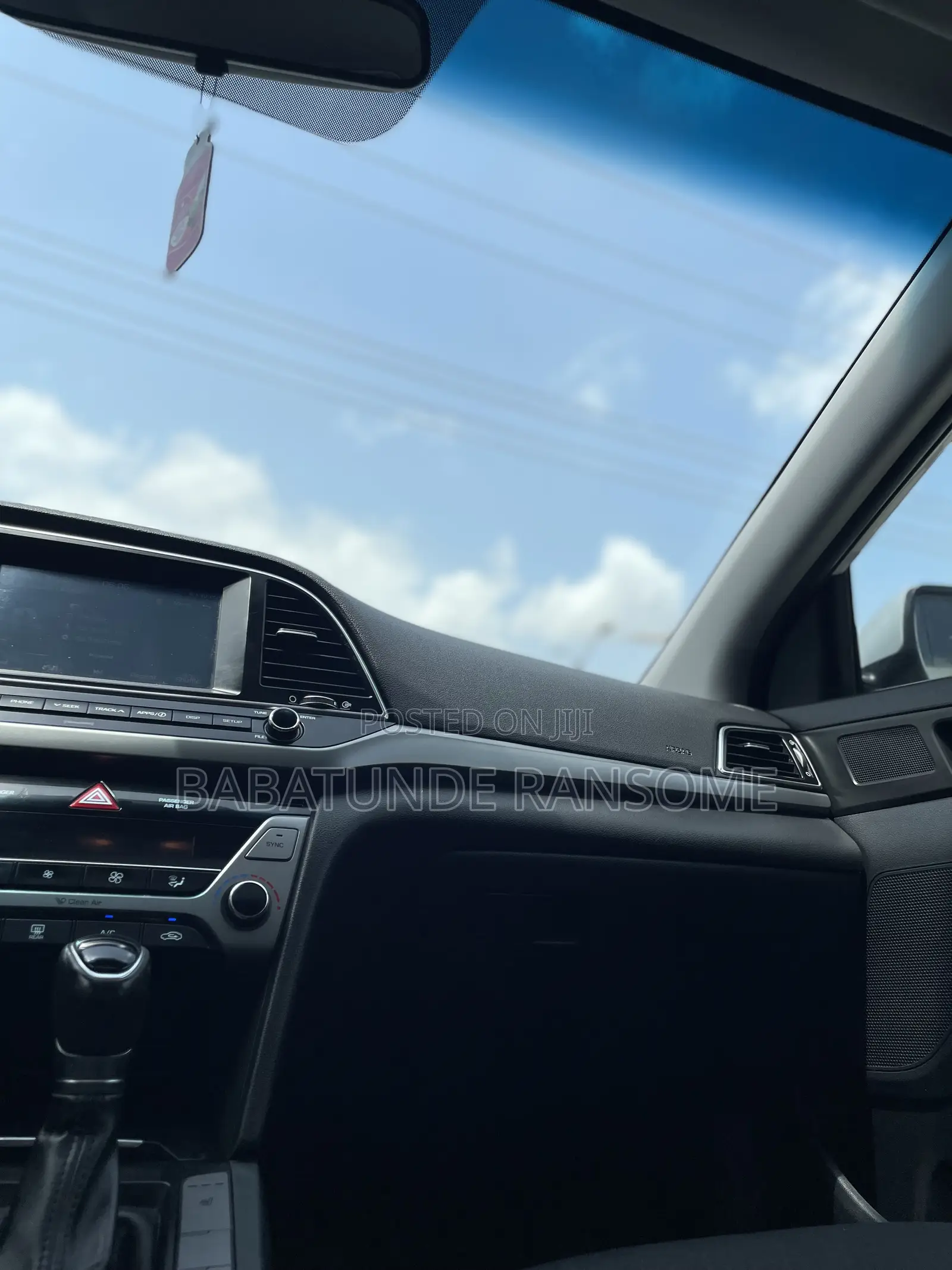 Hyundai Elantra 2018 Silver