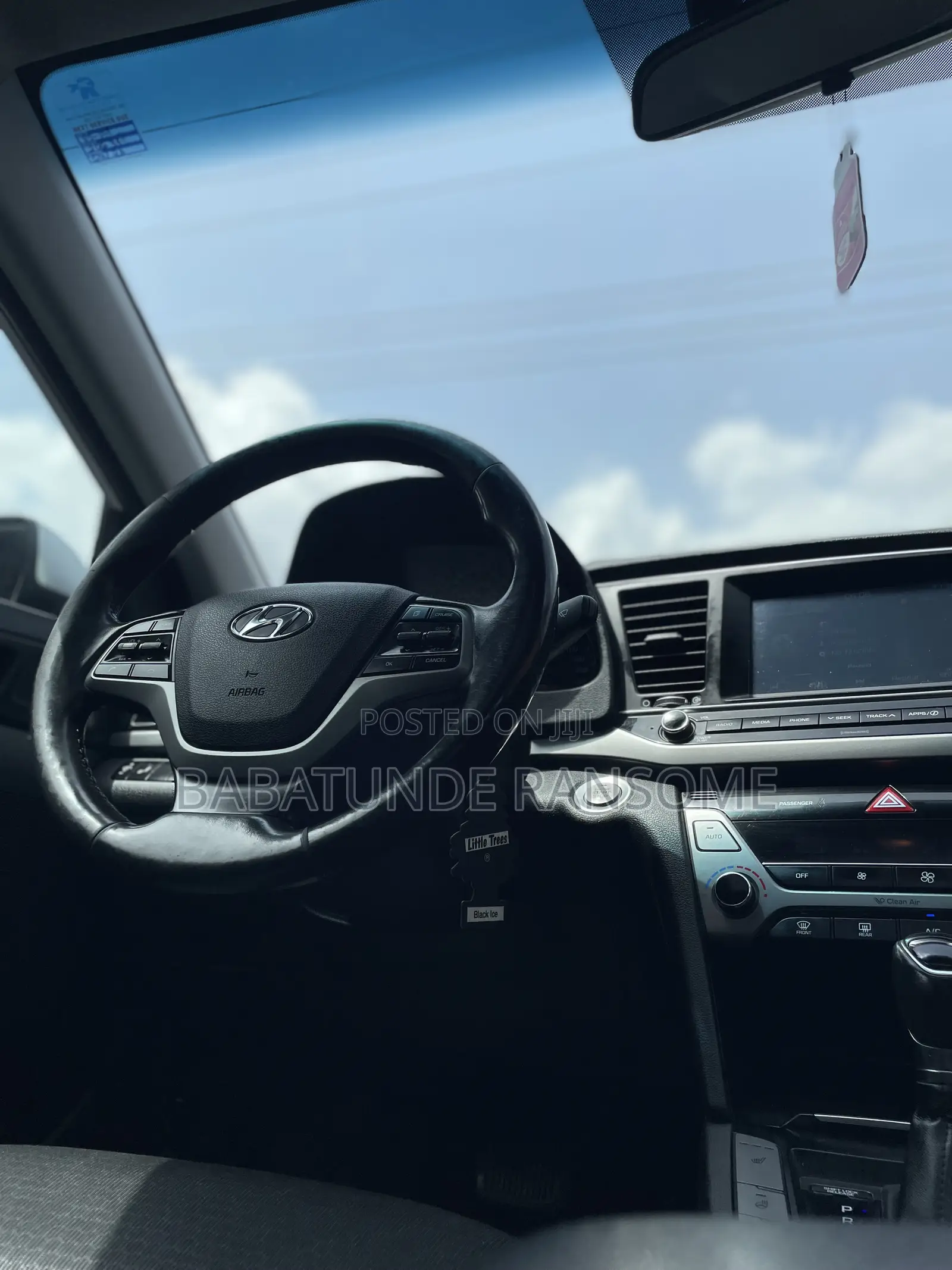 Hyundai Elantra 2018 Silver