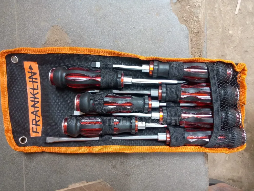 Set of Screwdrivers – Durable Hand Tool Kit