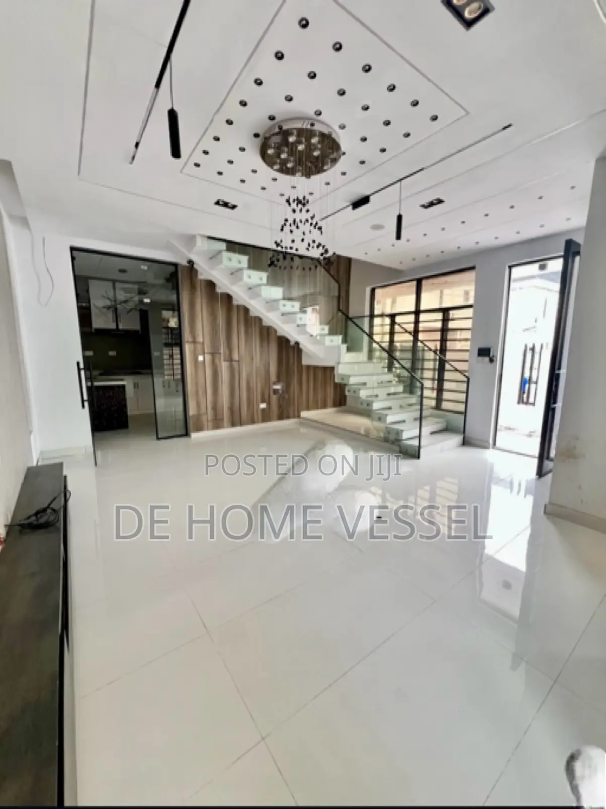 4bdrm Duplex in Ikota for sale