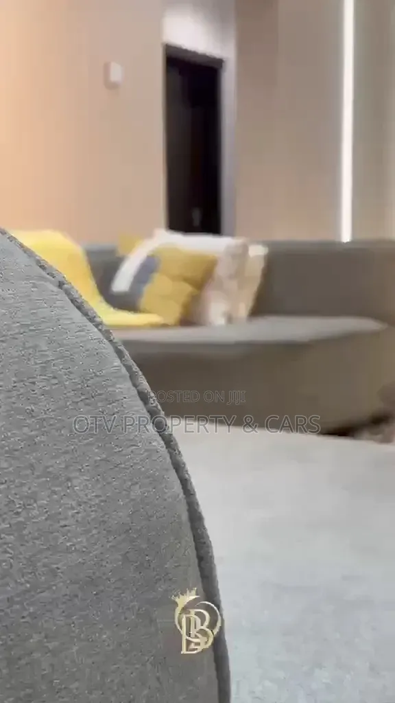 Furnished 2bdrm Apartment in Ikate for sale