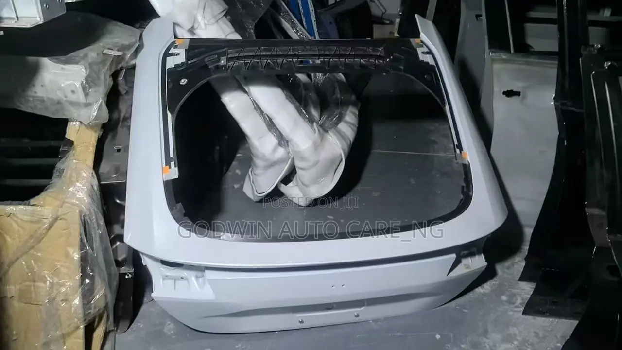 Booth 2024 Honda Civic Lift Back