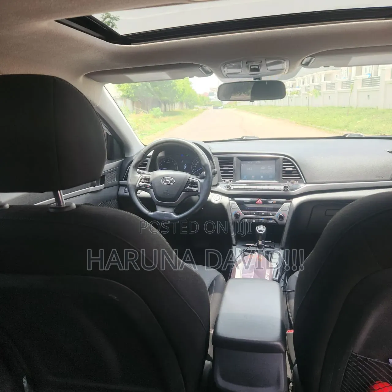 Hyundai Elantra 2017 White