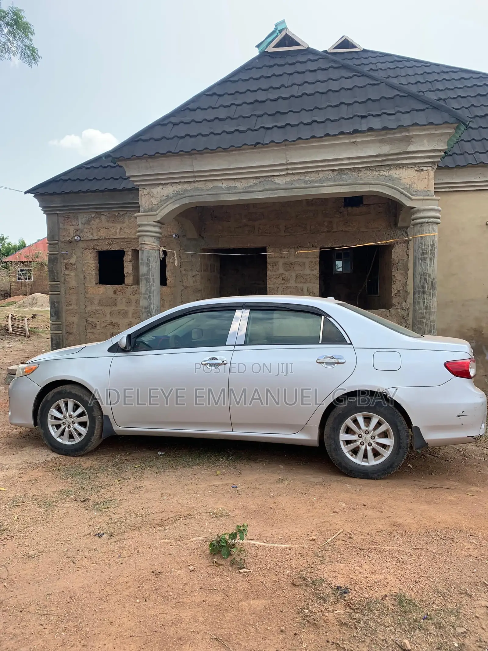 Toyota Corolla 2010 Silver