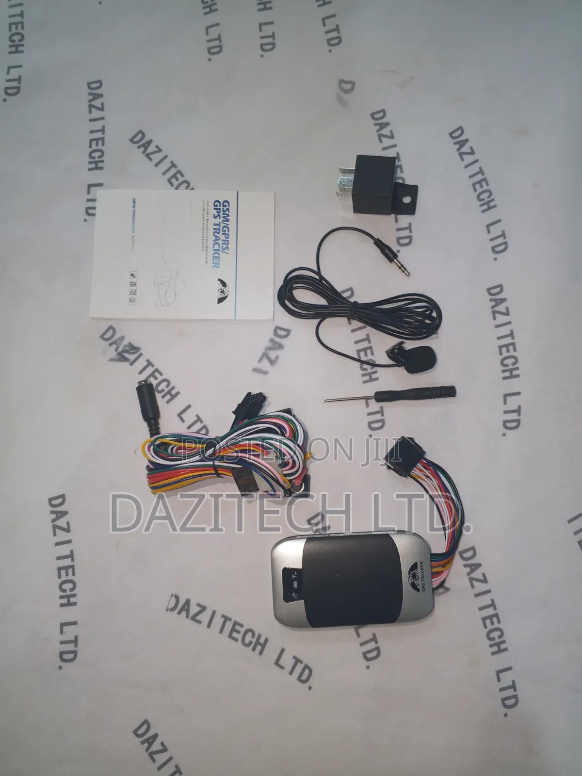 GSM/GPRS/GPS Tracker
