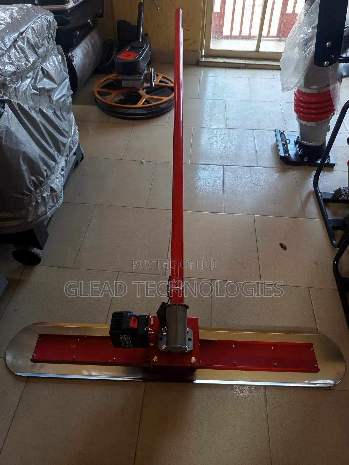 Electric Screeding Machine