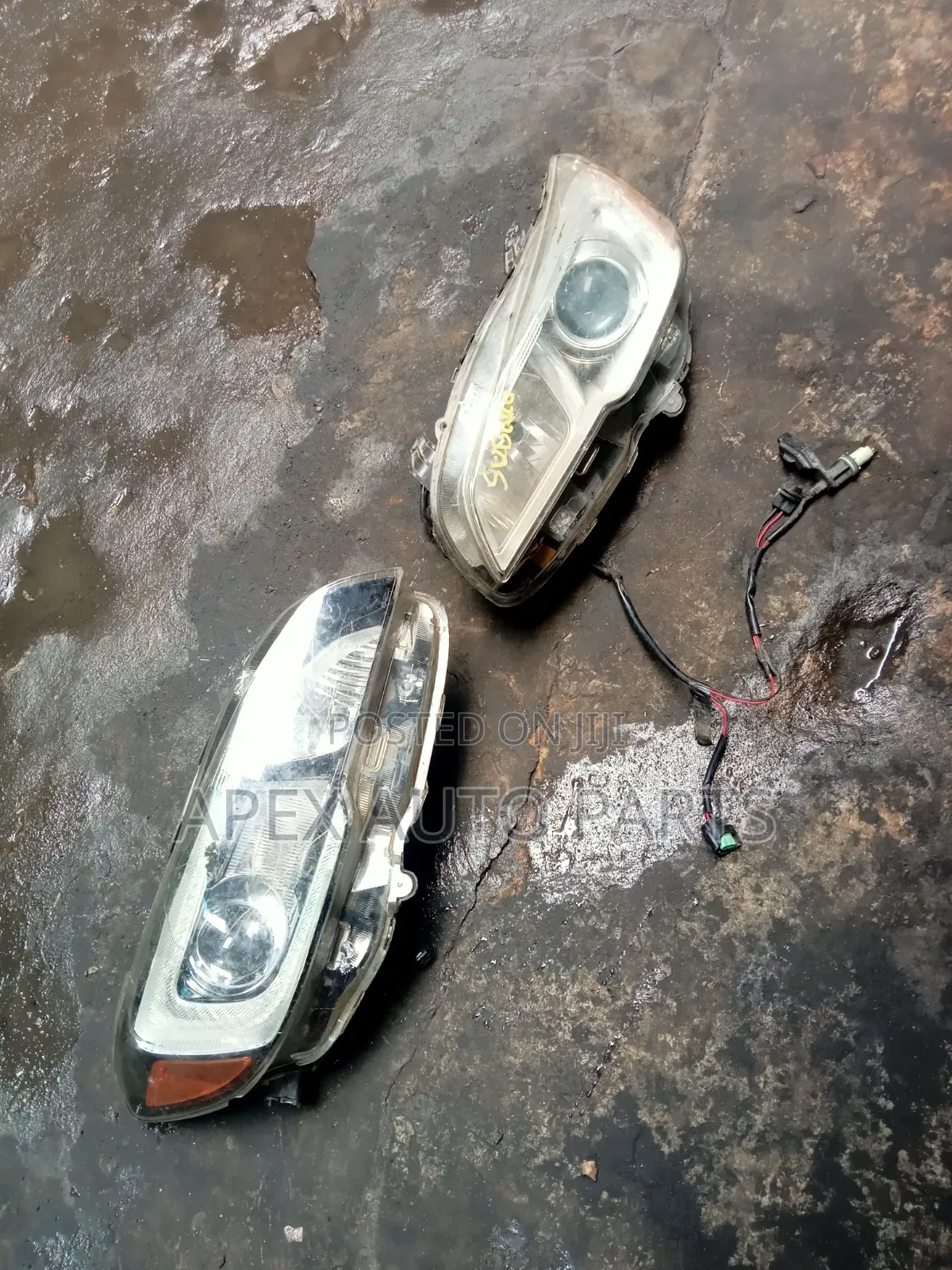 Clean Tokunbo Headlamp Set for Subaru Impreza