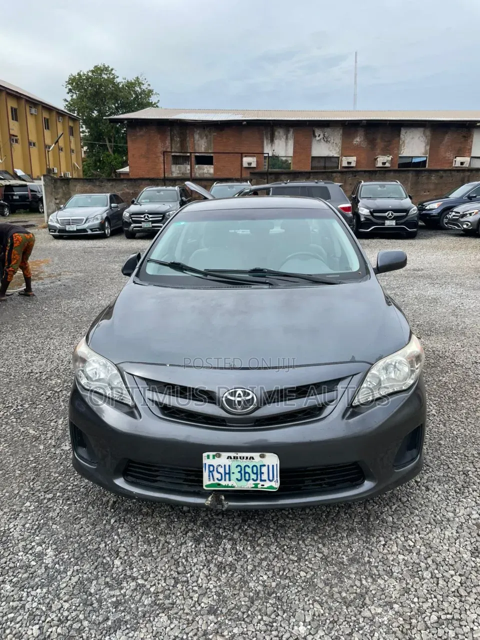 Toyota Corolla LE 4dr Sedan (1.8L 4cyl 4A) 2013 Gray