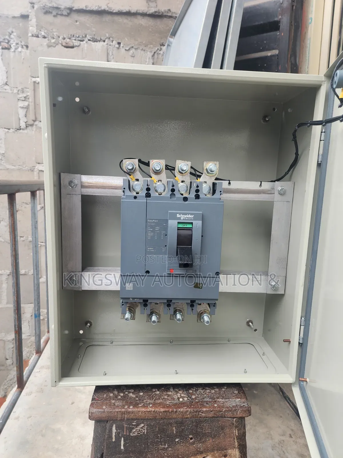 Power Isolator Panel