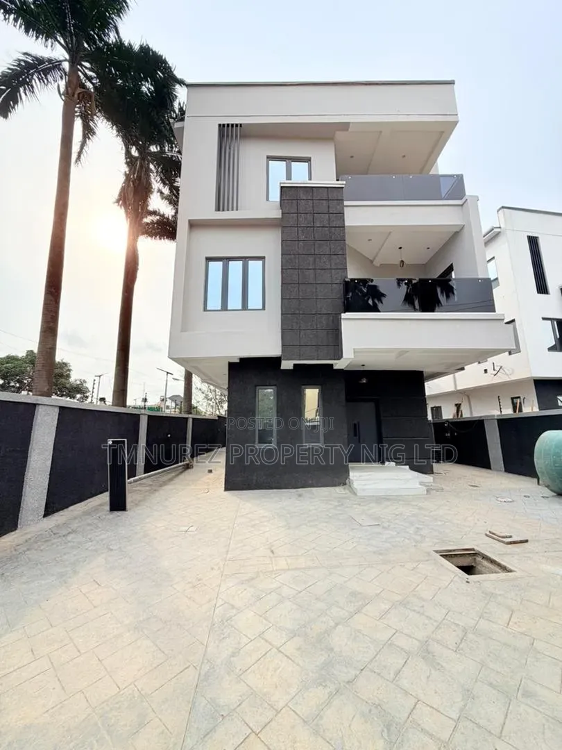 5bdrm Duplex in Omole Phase 1 for sale