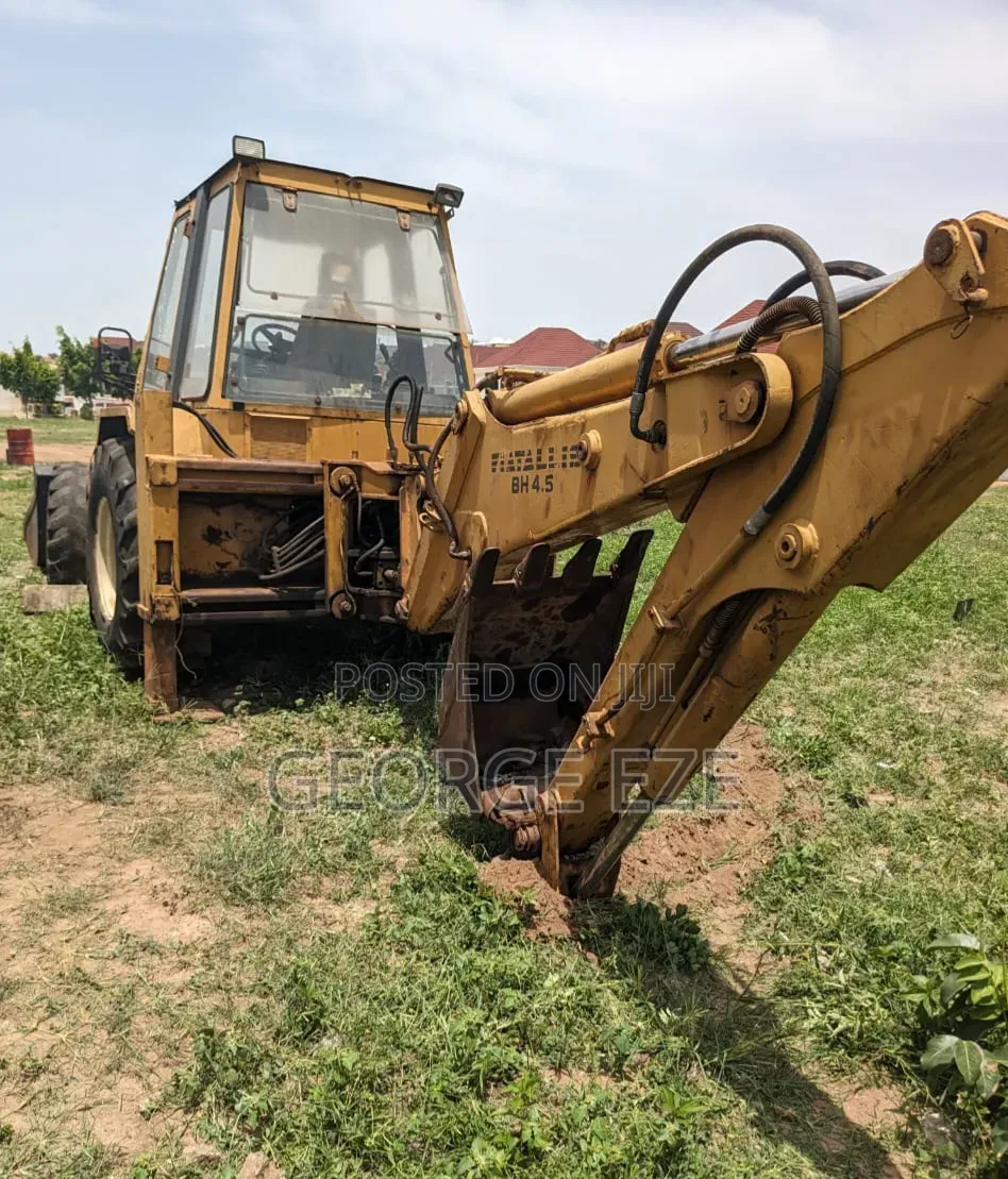 Foreign Used Escavator