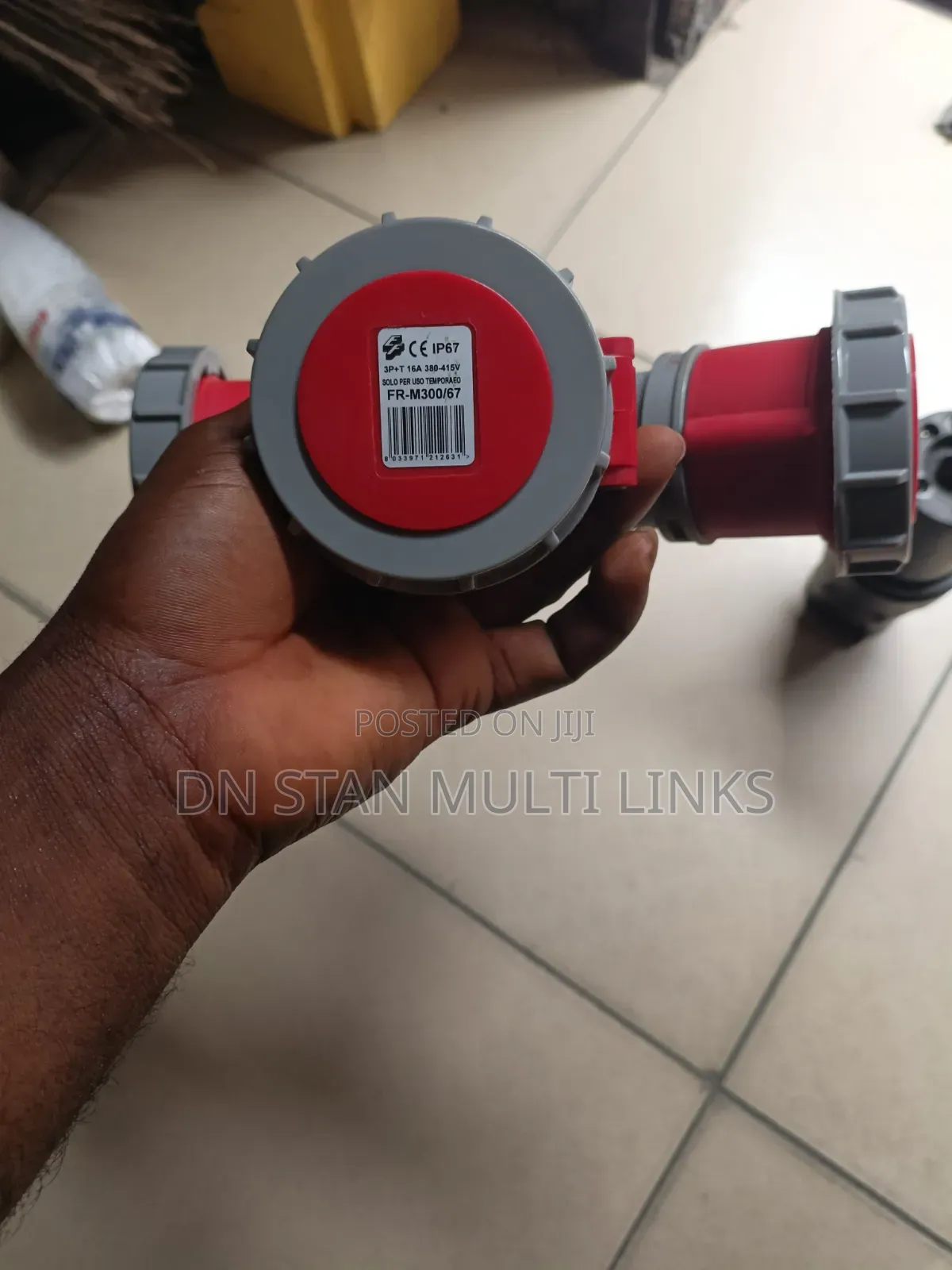16a 4pin Industrial 3way Socket Ip67