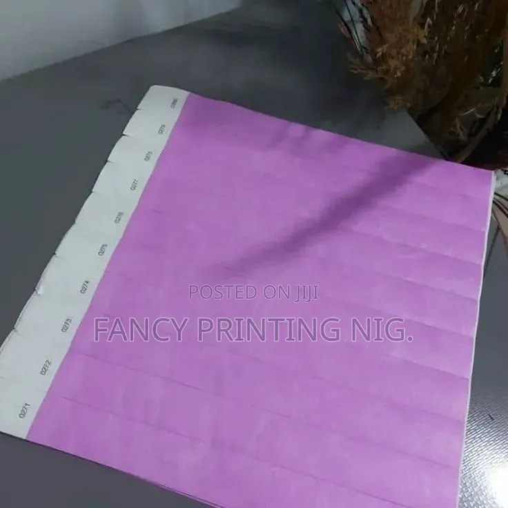 Customized Plain Party Tags Printing | Souvenir Event Tags