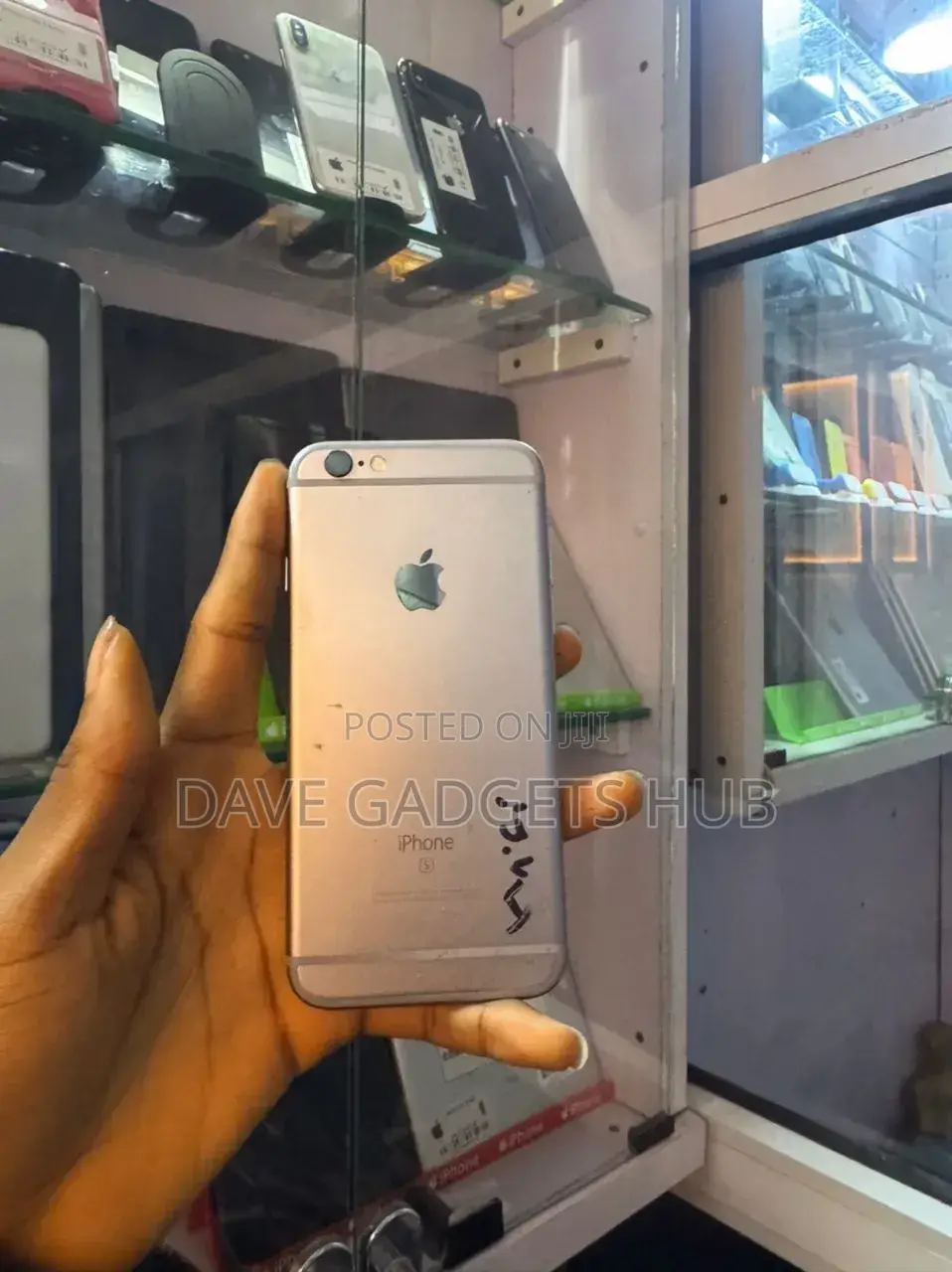 Apple iPhone 6s 32 GB Gray